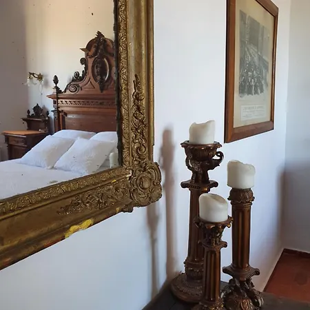 Casa Palaciega El Cuartel Inn